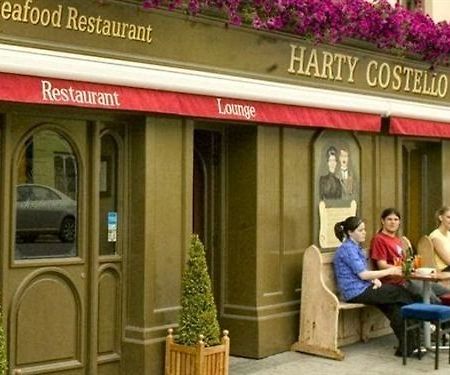 Harty Costello Town House بالي بورنيون المظهر الخارجي الصورة